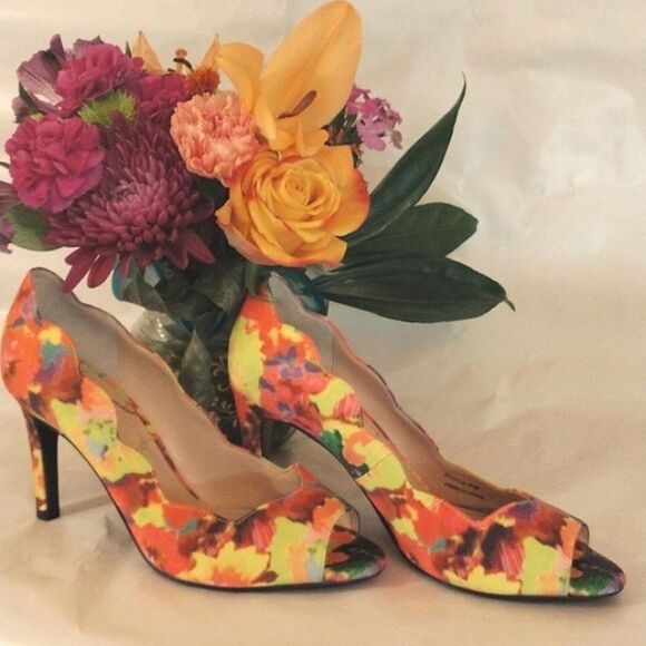J. Renee Floral Heels - Picture 13 of 14